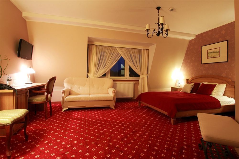 Hotel I Restauracja "Pod Orlem" Kartuzy Luaran gambar
